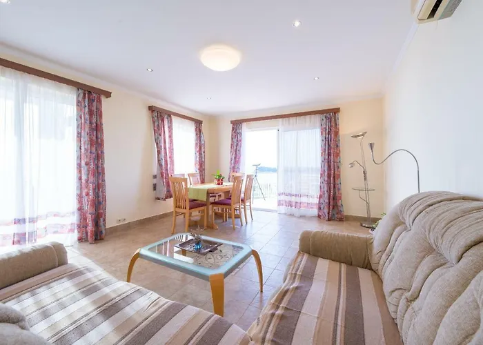 Fortuna * 察夫塔特